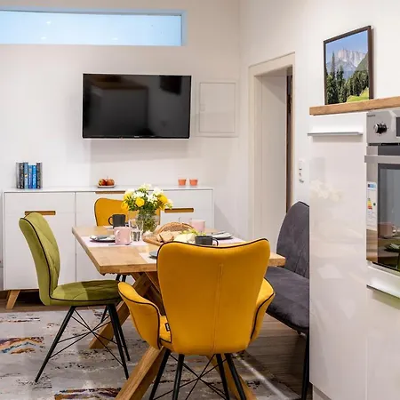 Zwischen Salzburg Und Berchtesgaden Apartmán