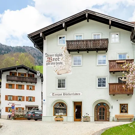 Zwischen Salzburg Und Berchtesgaden Marktschellenberg