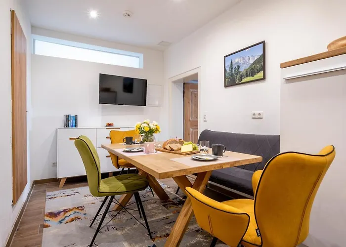 Zwischen Salzburg Und Berchtesgaden Apartament